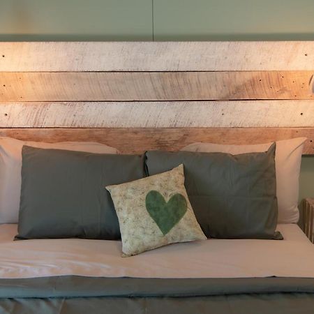 Kingsville The Green Heart Inn المظهر الخارجي الصورة